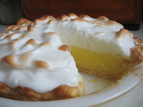 Lemon-Meringue-Pie.jpg